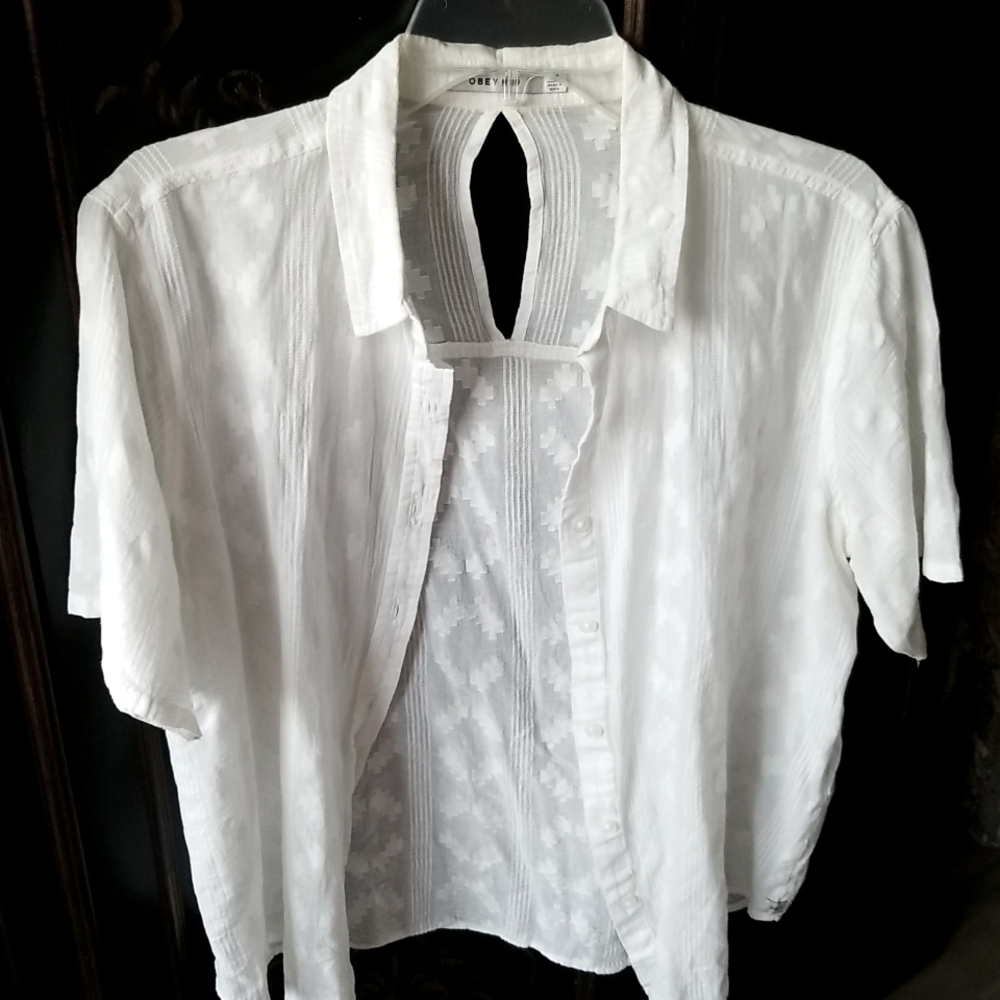 Obey Button Down Cotton Textured Short Sleeves White Shirt Size M